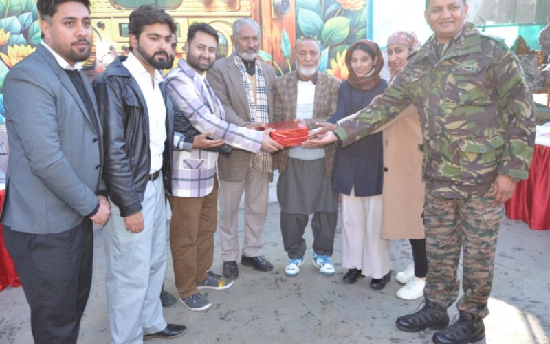 Maj Gen Rakesh Nair Visits Rooh-e-Karnah Radio on World Radio Day, Urges Unity Against Drug Menace
