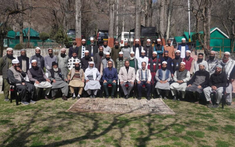 Shakti Vijay Brigade & District Administration Kupwara Hold Mega Interaction with Ulemas in Karnah