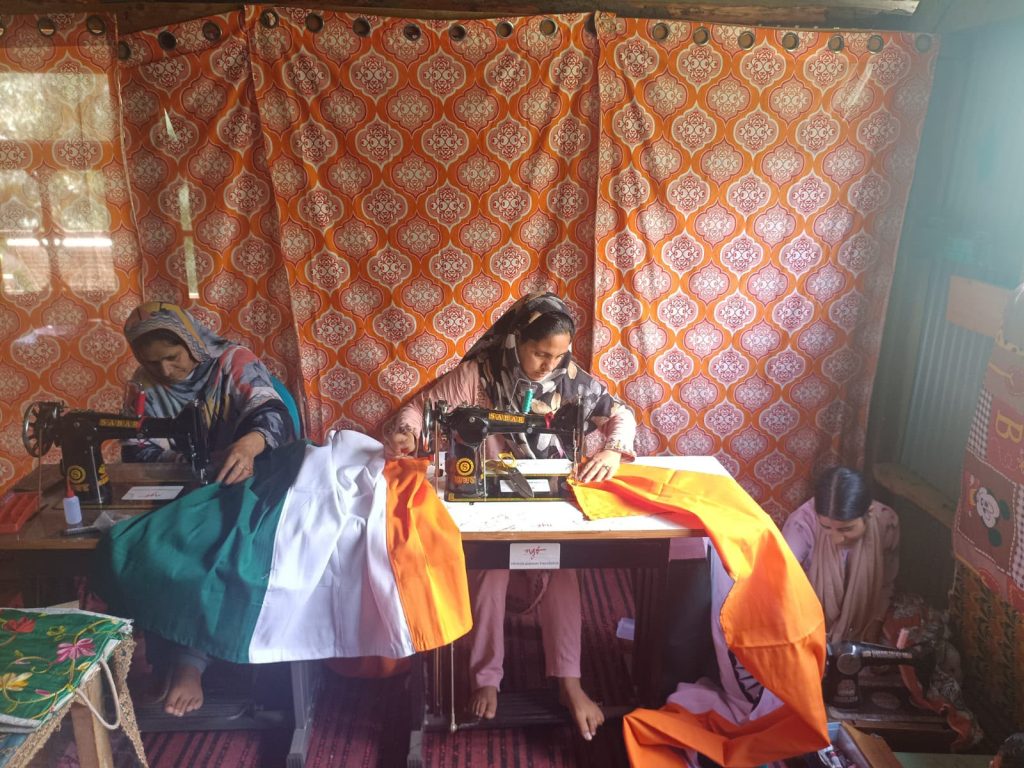 Army Established SHGs in Boniyar’s LoC Villages Stitch National Flags